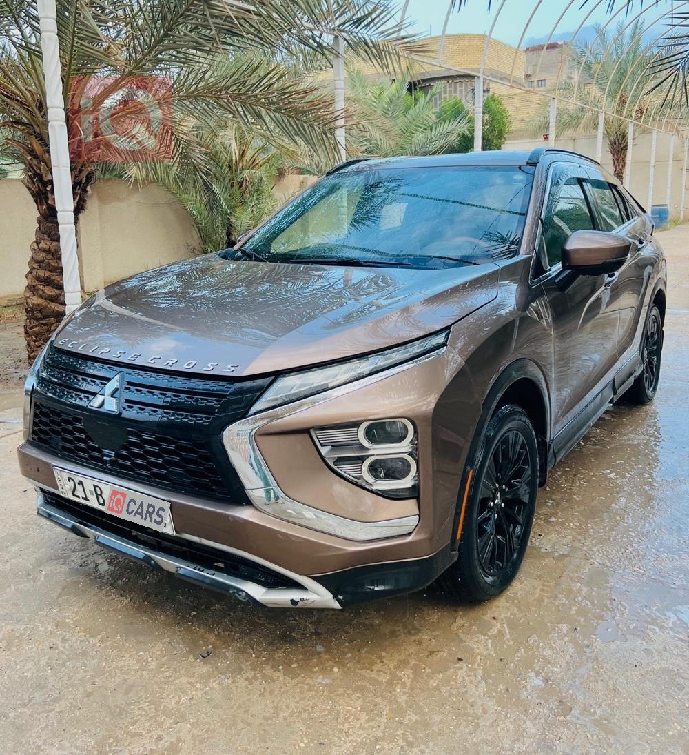 ميتسوبيشي إكليبس كروس